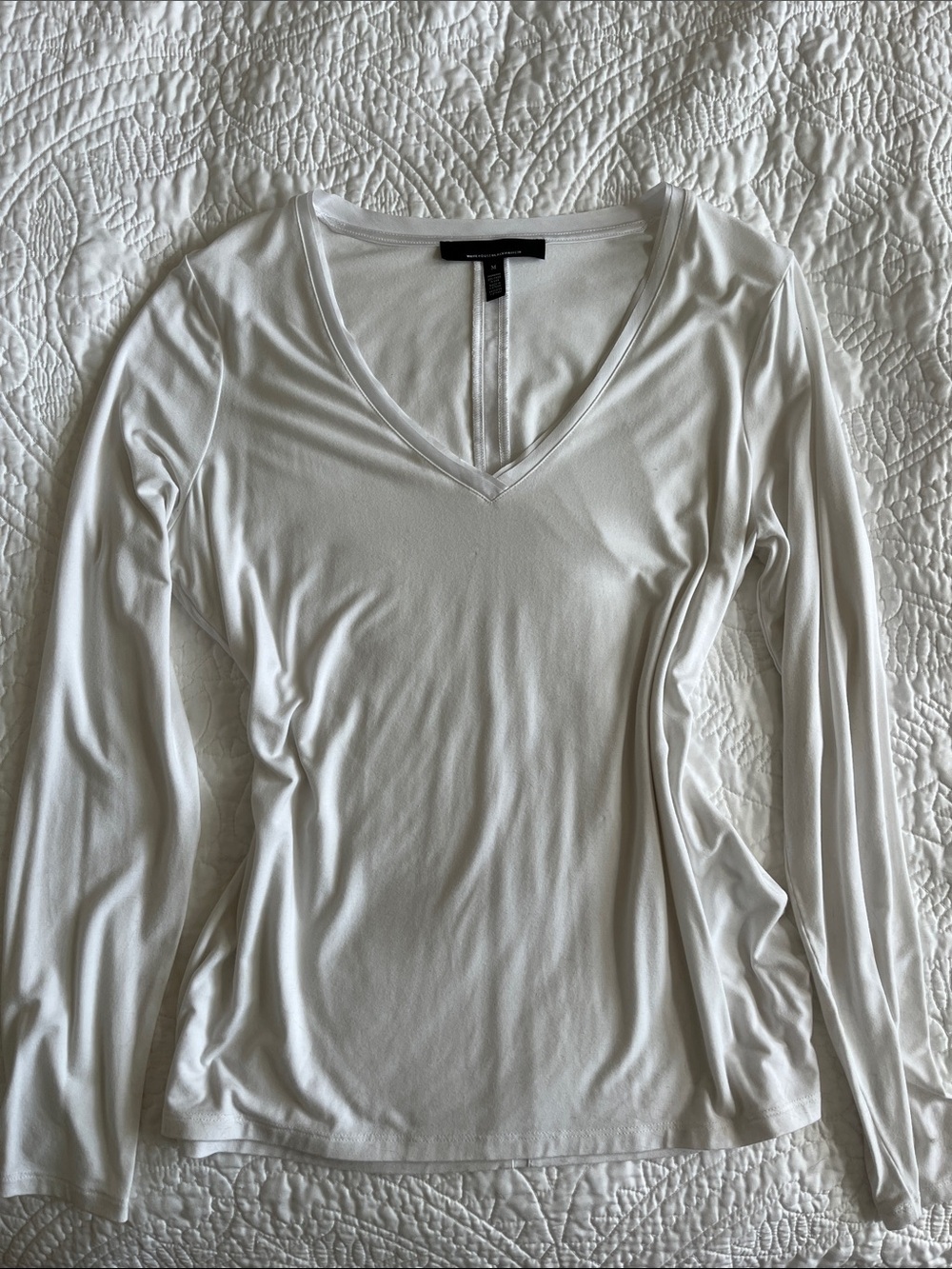 White House Black Market White V-Neck Long Sleeve Tee